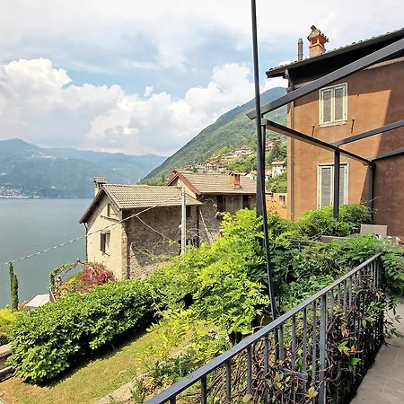 Diamond Lake Como *